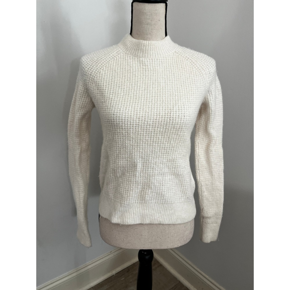 Banana Republic Mock Neck Sweater Small Cream Knit Minimalist Office Chic Preppy